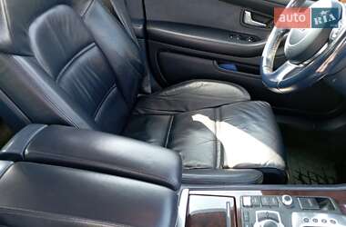 Седан Audi A8 2004 в 