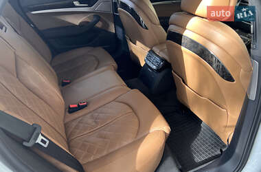 Седан Audi A8 2014 в 