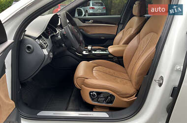 Седан Audi A8 2014 в 