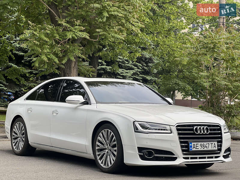 Audi A8 2014
