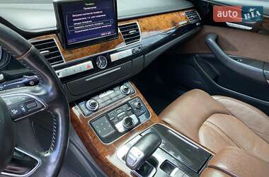 Седан Audi A8 2013 в 