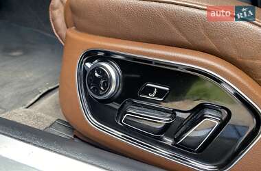 Седан Audi A8 2013 в 