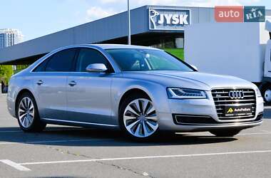 Седан Audi A8 2014 в Києві