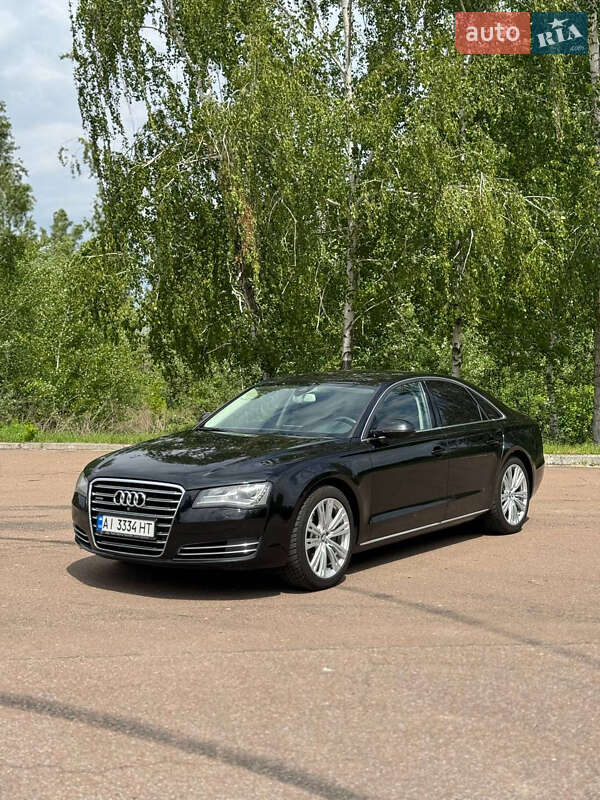 Седан Audi A8 2013 в 