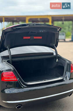 Седан Audi A8 2013 в 