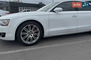 Седан Audi A8 2013 в 