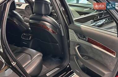 Седан Audi A8 2013 в 