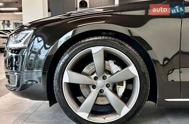 Седан Audi A8 2013 в 
