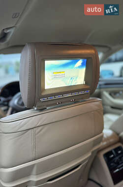 Седан Audi A8 2004 в 