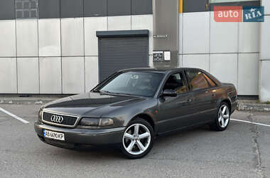 Седан Audi A8 1996 в 