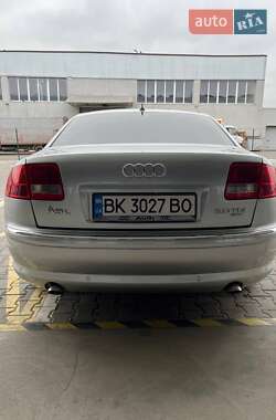 Седан Audi A8 2007 в 