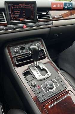 Седан Audi A8 2007 в 