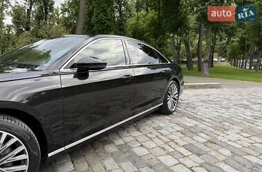 Седан Audi A8 2021 в 
