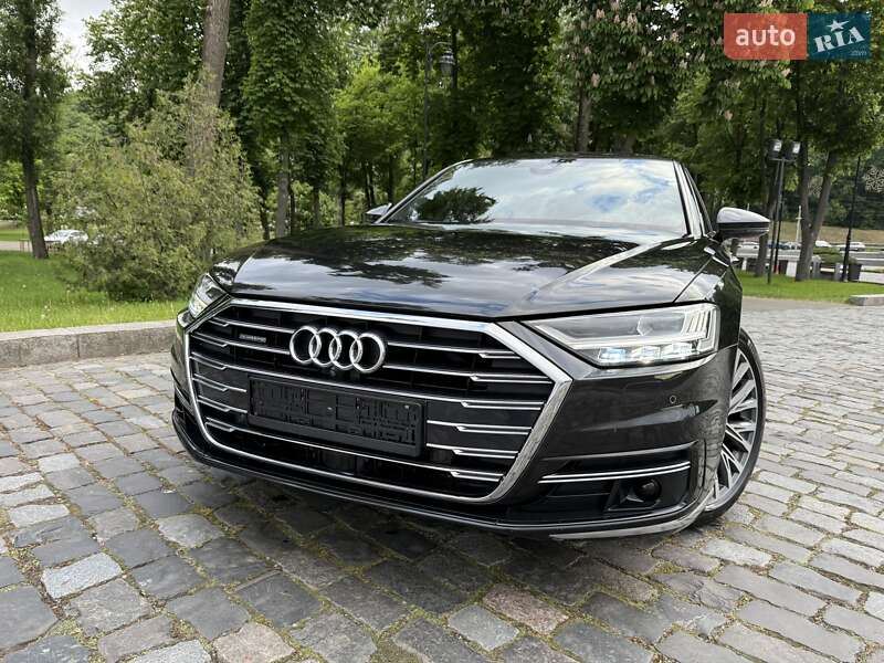 Седан Audi A8 2021 в Киеве