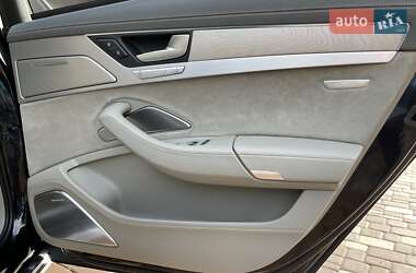Седан Audi A8 2013 в 
