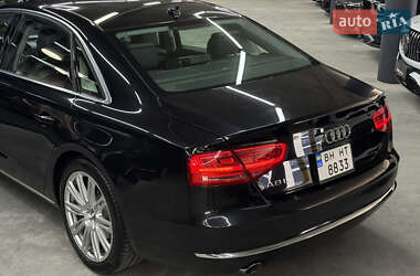 Седан Audi A8 2013 в 