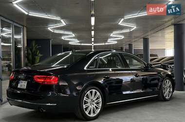 Седан Audi A8 2013 в 