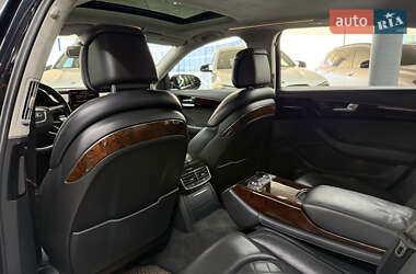 Седан Audi A8 2013 в 