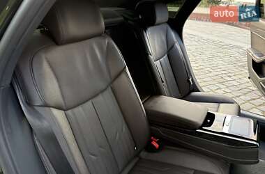 Седан Audi A8 2021 в 