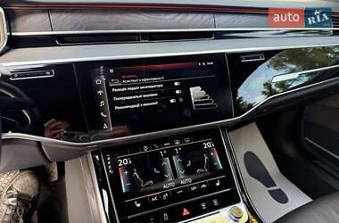 Седан Audi A8 2021 в 