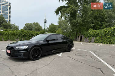 Седан Audi A8 2019 в 