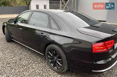 Седан Audi A8 2012 в 