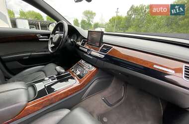 Седан Audi A8 2012 в 