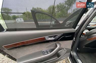 Седан Audi A8 2012 в 