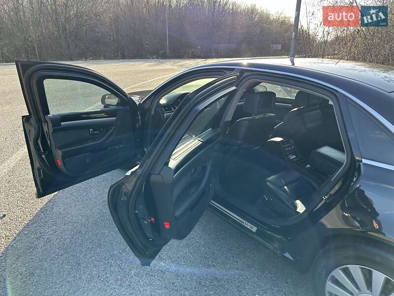 Седан Audi A8 2007 в Львові