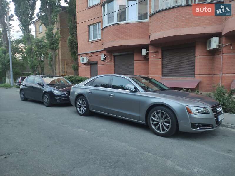 Седан Audi A8 2013 в Киеве фото 15 Седан Audi A8 2013 в Киеве
