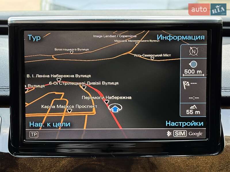 Седан Audi A8 2015 в Дніпрі