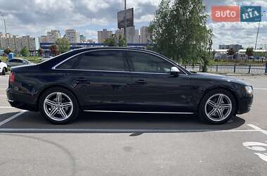 Седан Audi A8 2013 в 