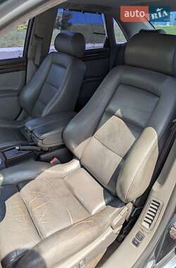Седан Audi A8 1999 в 