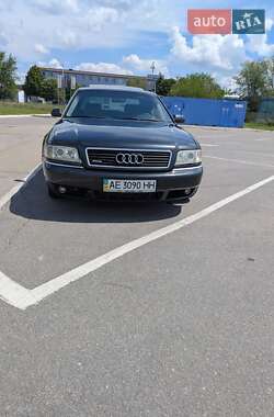 Седан Audi A8 1999 в 