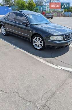 Седан Audi A8 1999 в 