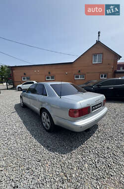 Седан Audi A8 1997 в 