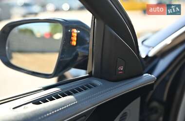 Седан Audi A8 2010 в 