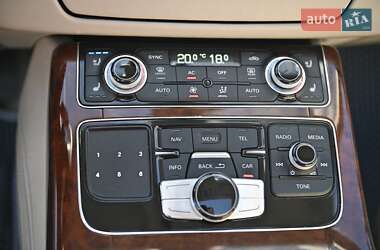 Седан Audi A8 2010 в 