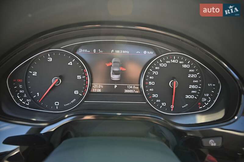 Седан Audi A8 2010 в Рівному