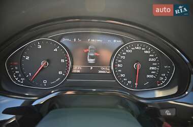Седан Audi A8 2010 в 