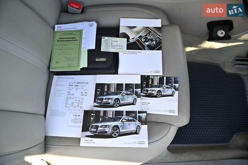 Седан Audi A8 2010 в Рівному