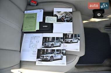Седан Audi A8 2010 в 