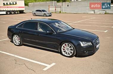 Седан Audi A8 2010 в 