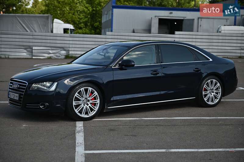 Седан Audi A8 2010 в Рівному