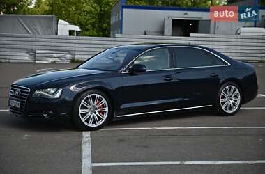Седан Audi A8 2010 в 