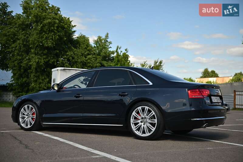 Седан Audi A8 2010 в Рівному