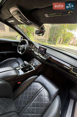 Седан Audi A8 2014 в 