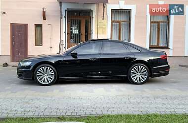 Седан Audi A8 2018 в 