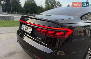 Седан Audi A8 2018 в 