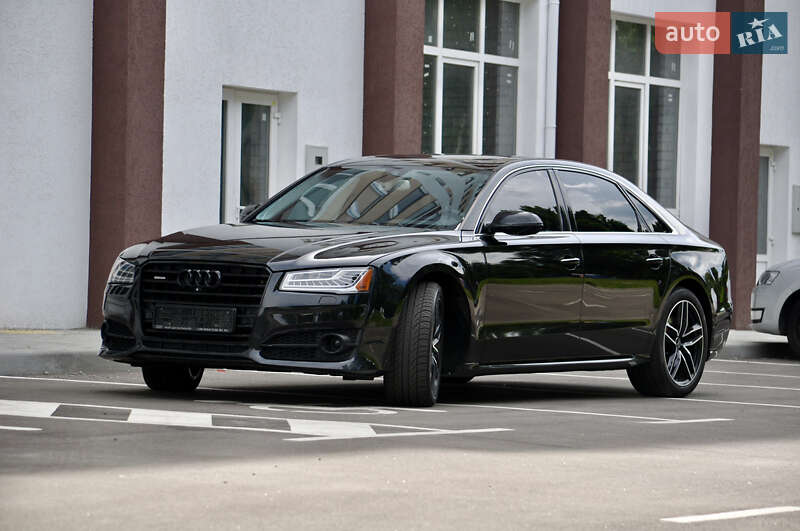 Седан Audi A8 2017 в Киеве